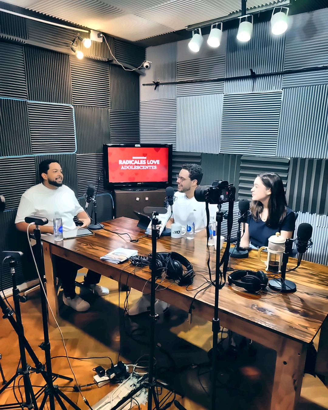 Set profesional de streaming y podcast en DIGITV